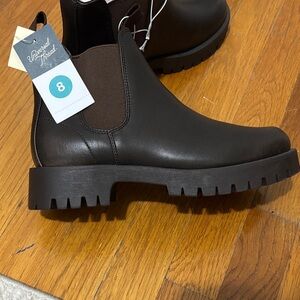 Chelsea angle  Brown Boots